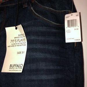 Buffalo David Britton Curvy/Flare Fit